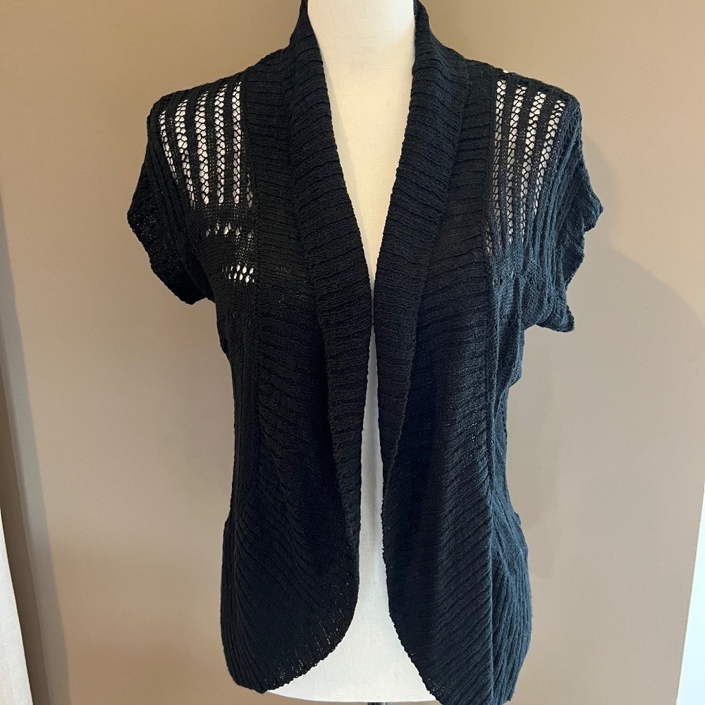 Pink Rose Black Knit Open Cardigan, Lightweight, Short Sleeve, Size Large